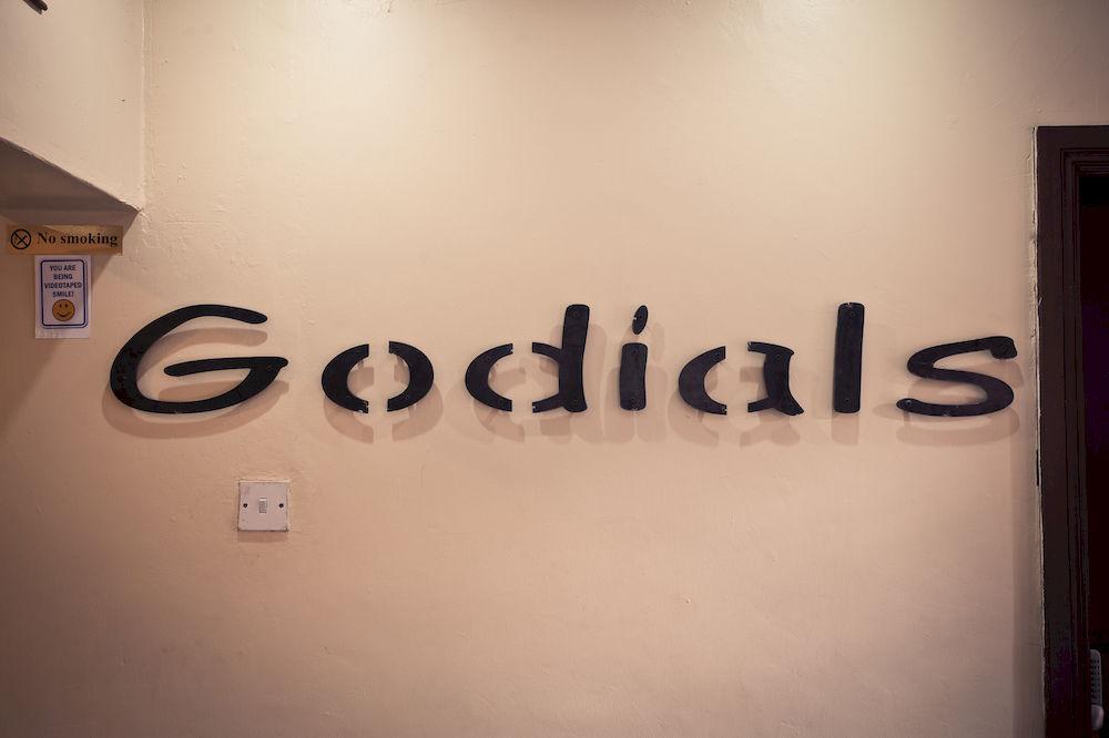 Godials Bed & Breakfast ไนโรบี ภายนอก รูปภาพ